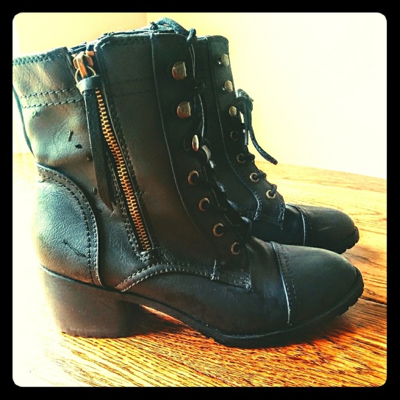 Report Shoes - Combat Boots Report Shoes - Combat Boots